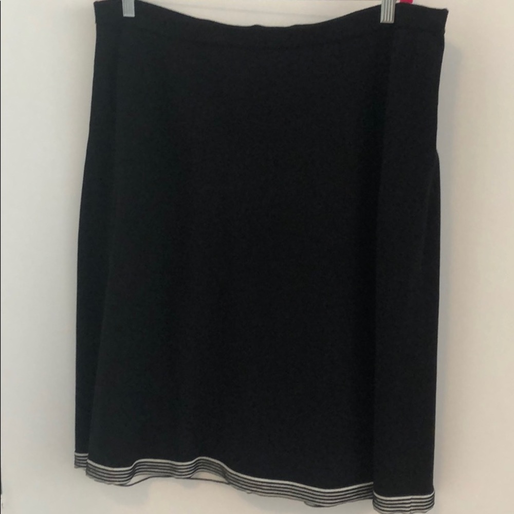 Jones New York Black/white a-line skirt